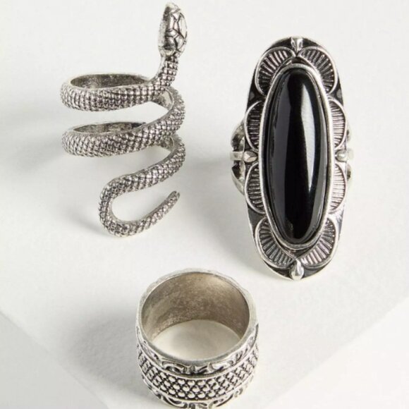 SILVER SNAKE STATEMENT RING SET 12 NWOT - Picture 1 of 5